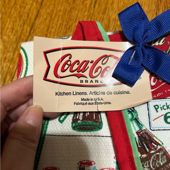 Vintage Retro Coca Cola Pot Holder Stove Towel Red Advertising 1999 Y2K 2pcs NWT - Picture 4 of 9